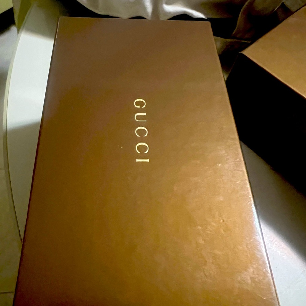Beautiful Black Sunglasses from Gucci